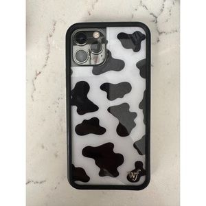 wildflower cowprint case for iphone 12/12 pro